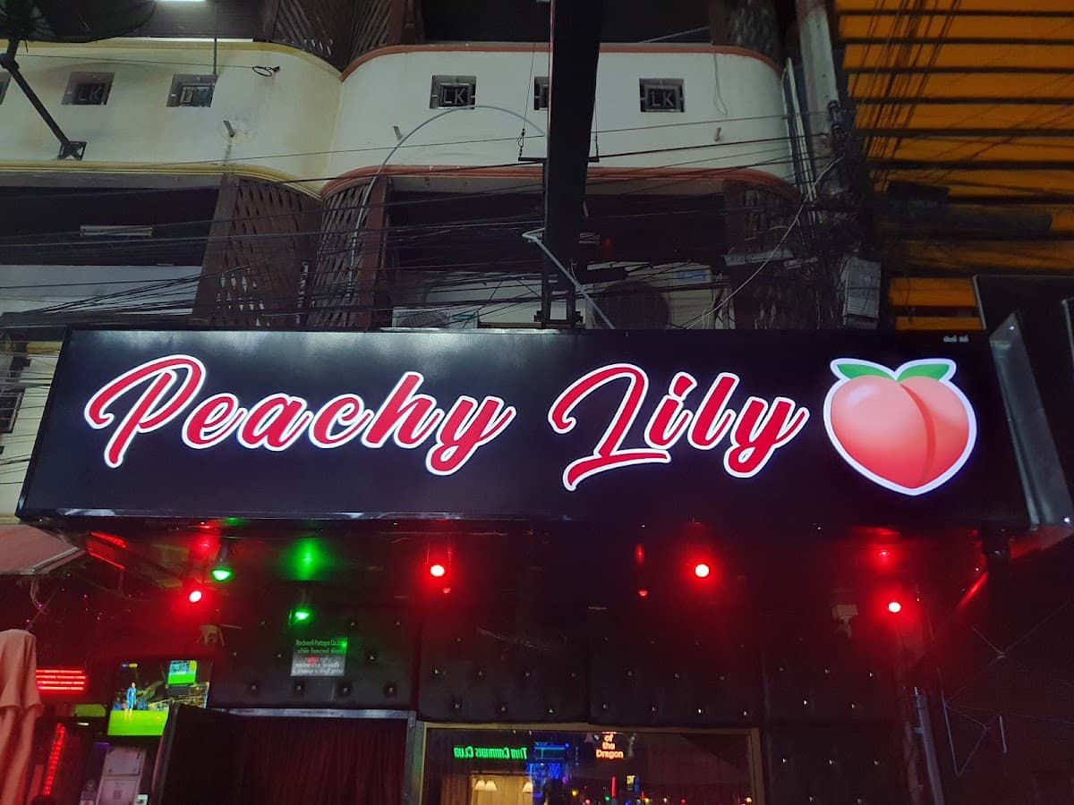 Peachy Lily