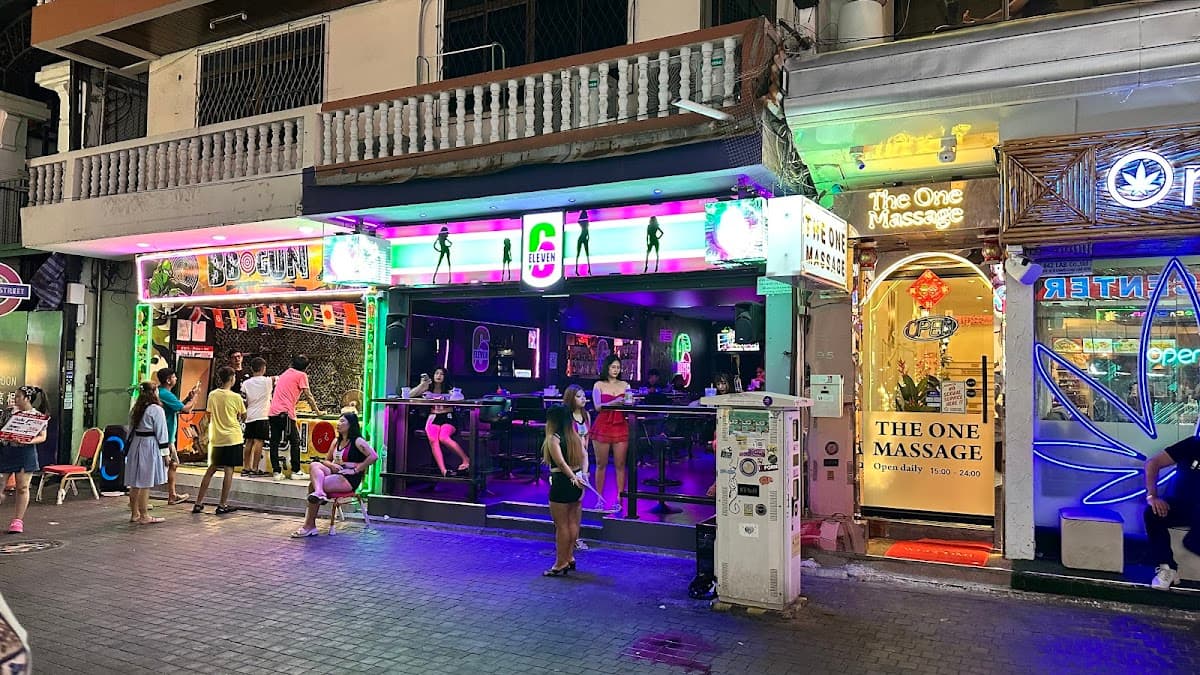 6 Eleven Bar