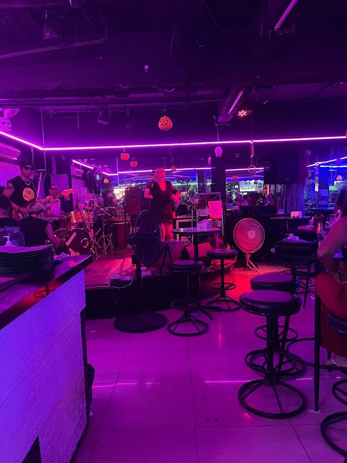 Candy Club A Go Go