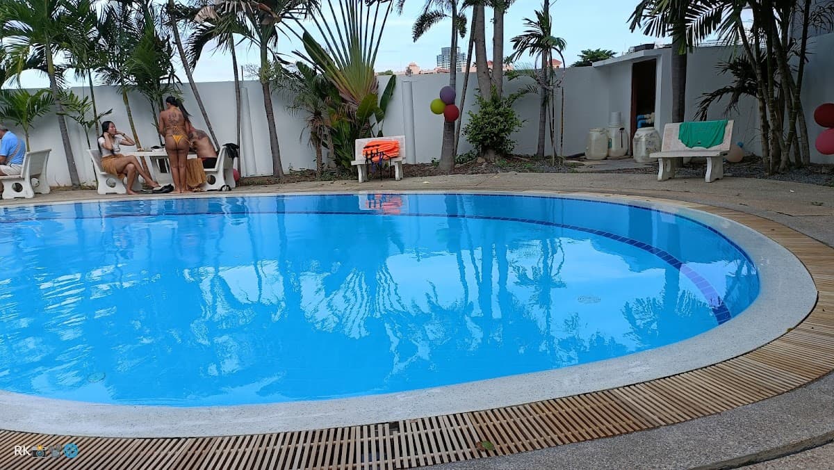 Maggie Mays Resort