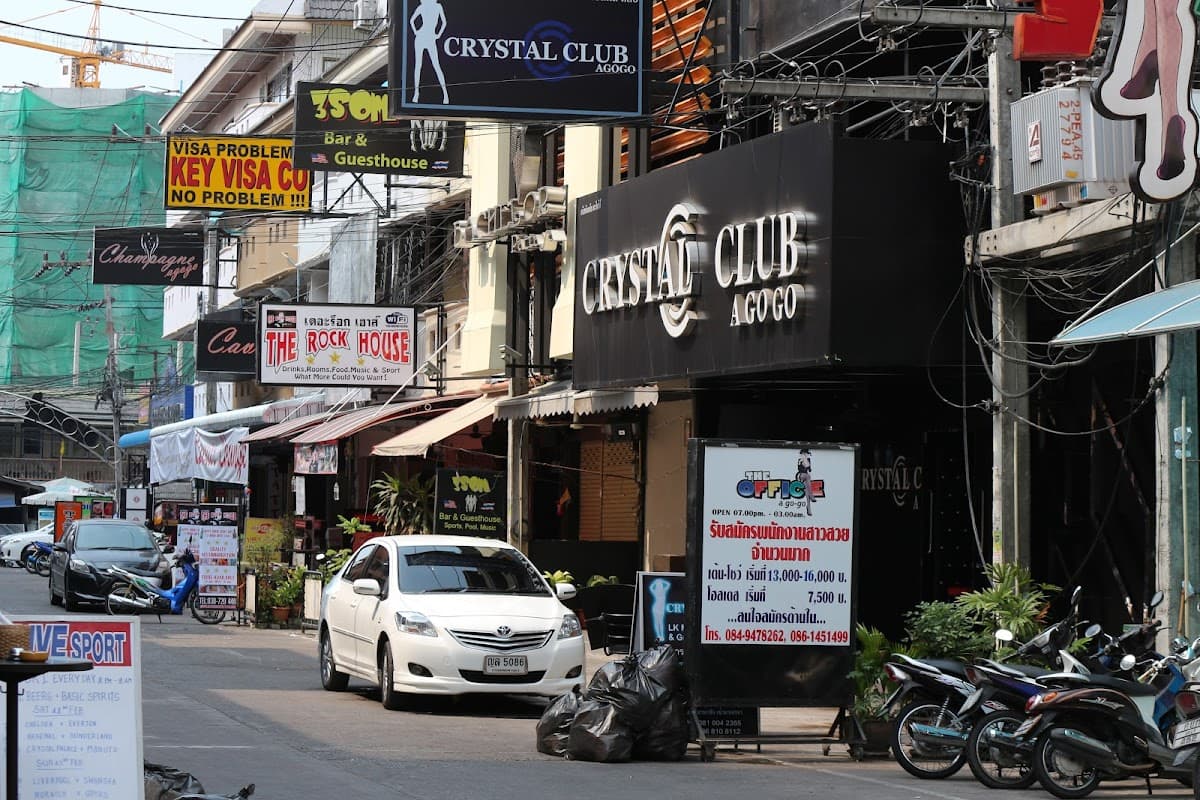 Crystal Club Agogo