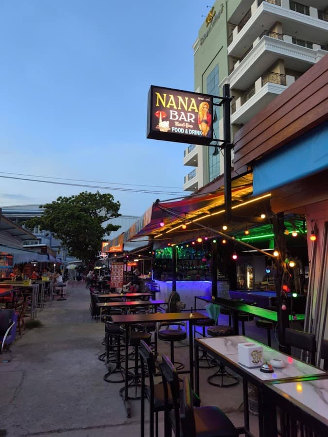 Nana Bar