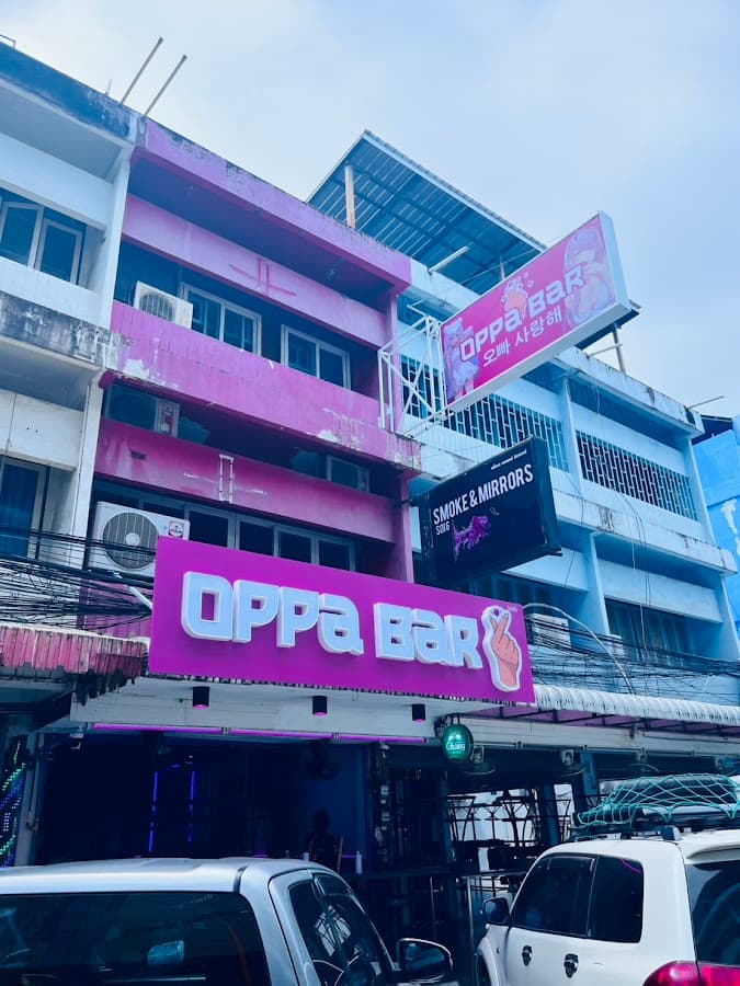 Oppa Bar Soi 6