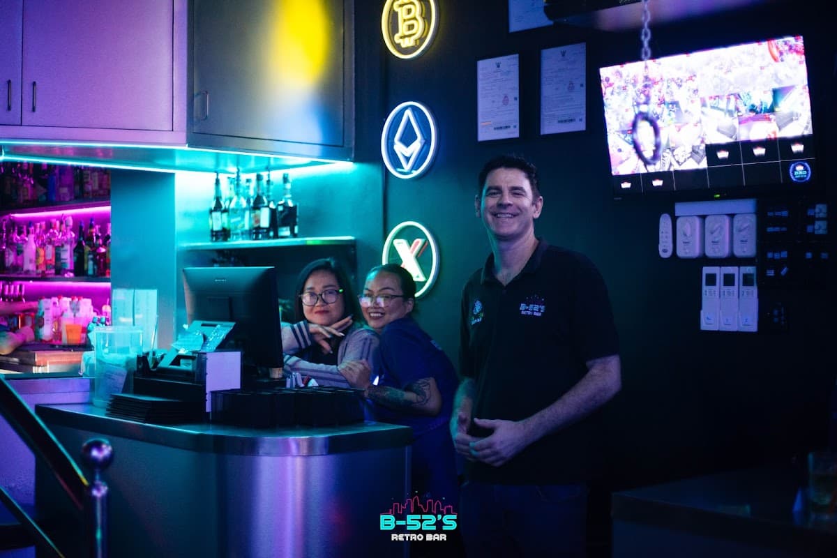 B52s Retro Bar