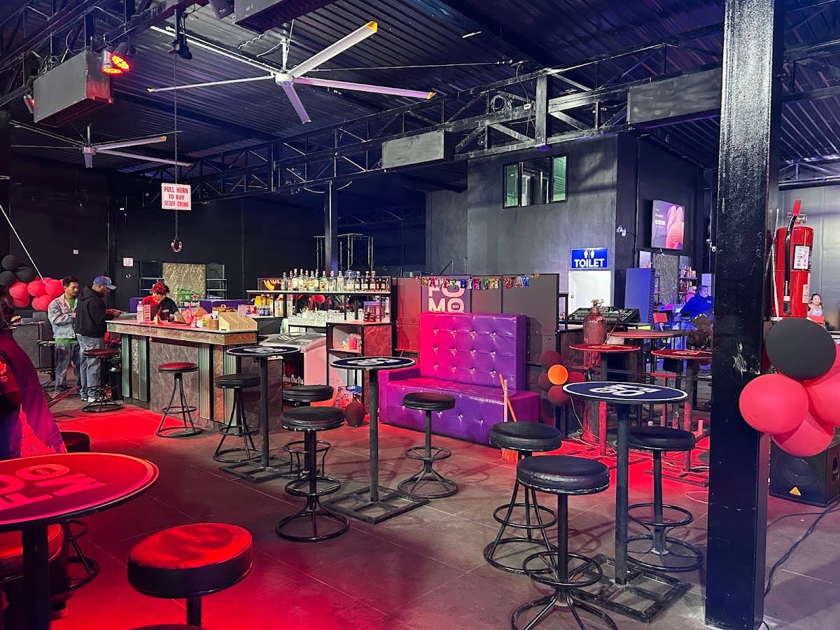 FOMO BAR