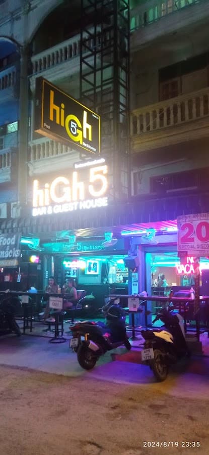 High5 Bar & LOUNGE PATTAYA