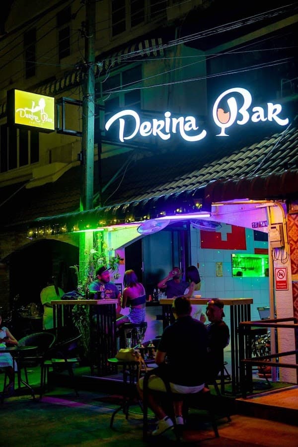 Derina Bar